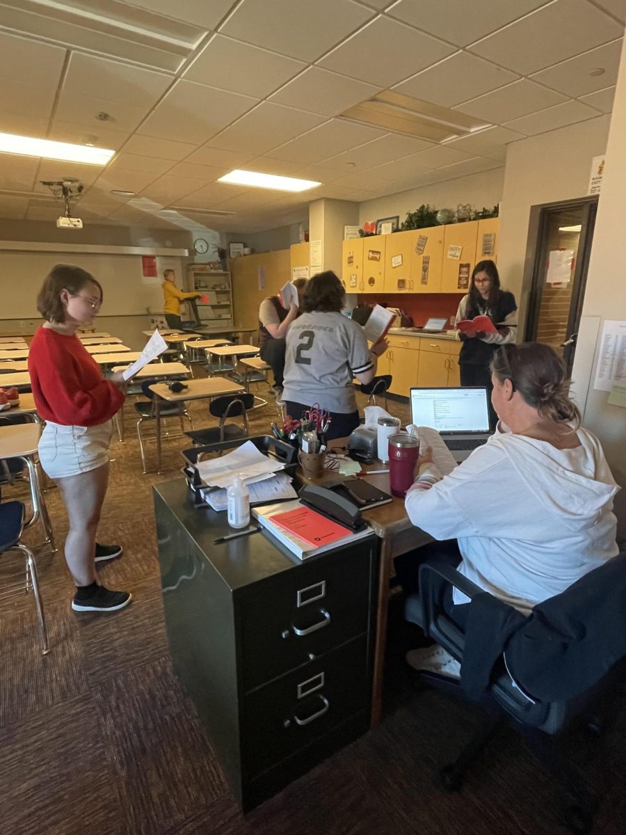 Students rehearsing in Mrs. Rother's room.