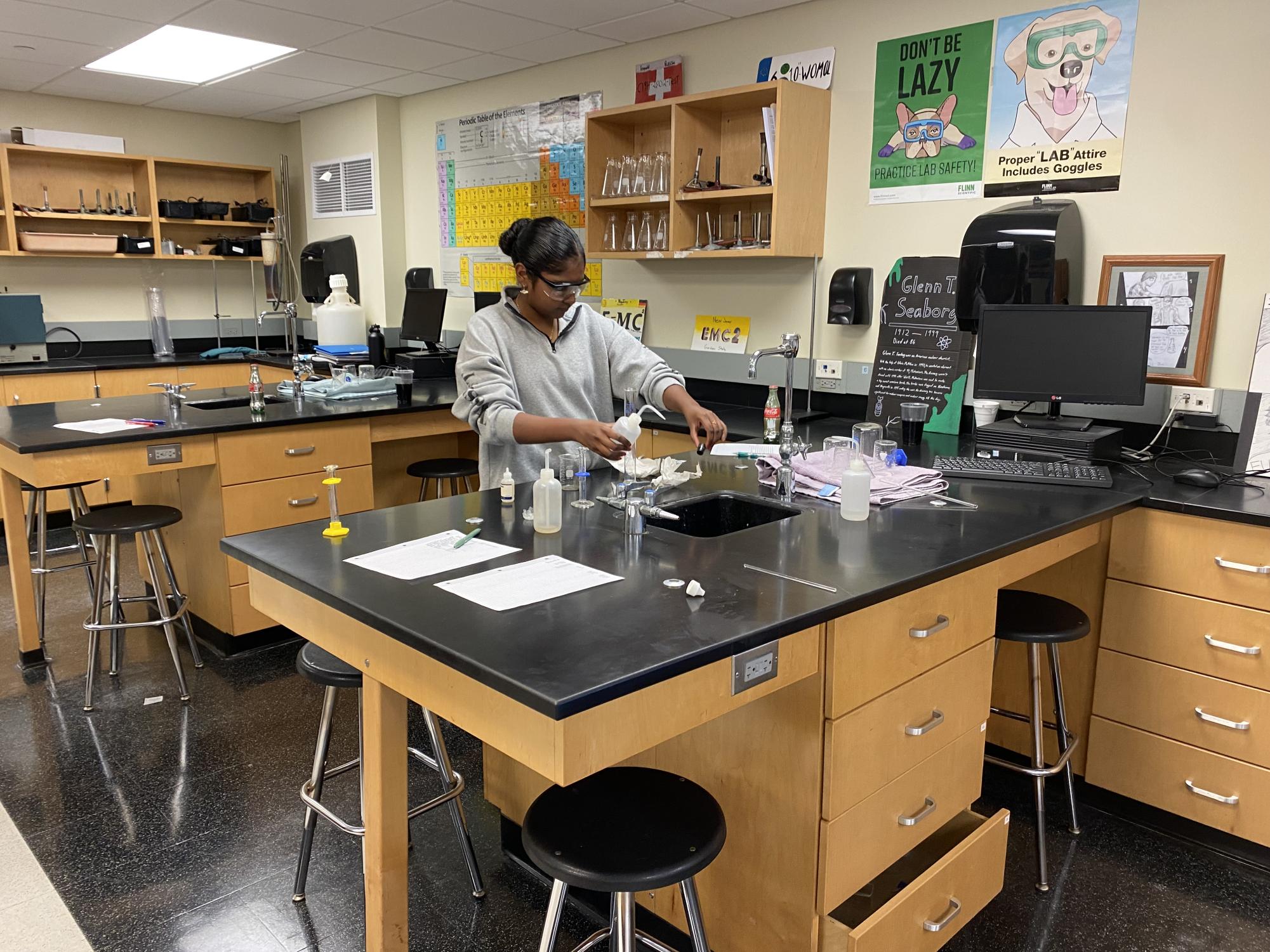 AP Chemistry Students Celebrate End of Semester with Coca-Cola Lab