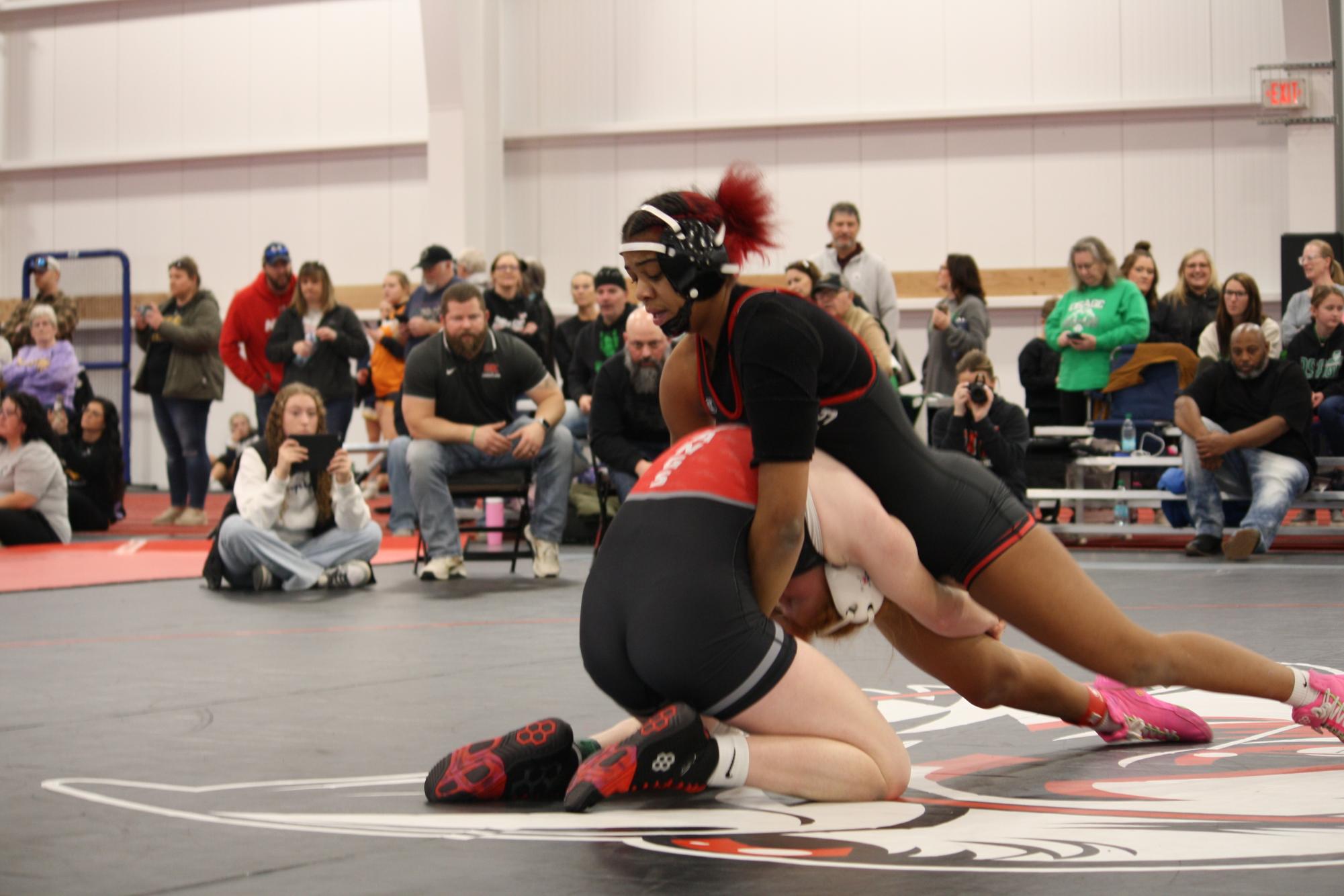 9 Girls Qualify State Wrestling