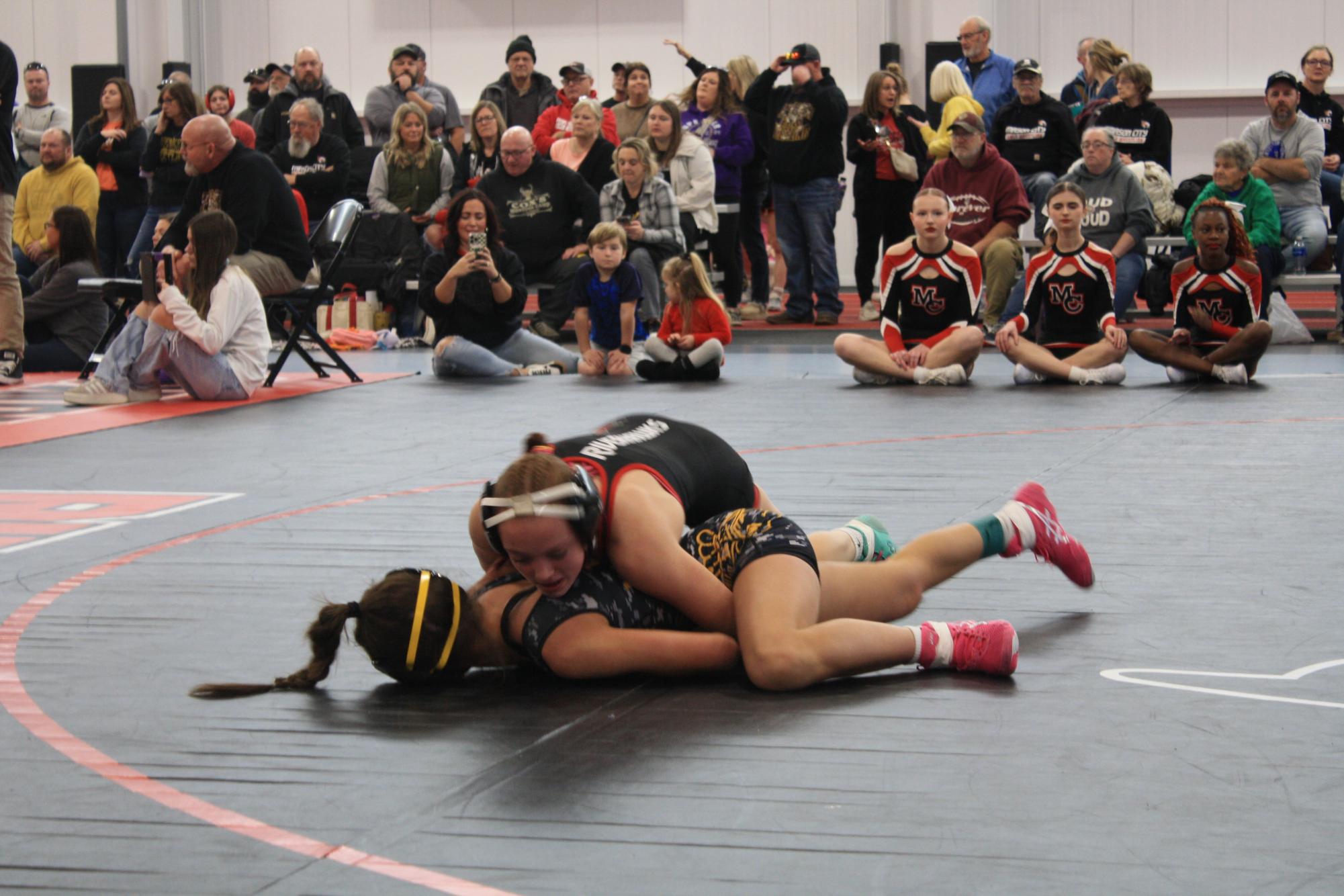 9 Girls Qualify State Wrestling