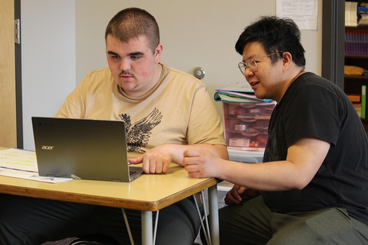 Substitute para Robert Dalmacio with junior Noah Becker in Mrs. Benson's room at Mason City High School.