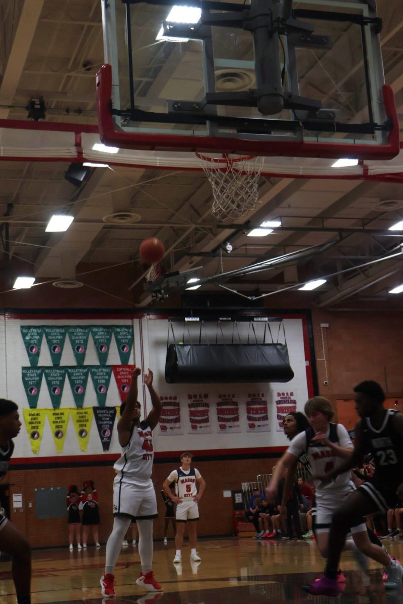 Riverhawk Boys Basketball Halfway Preview