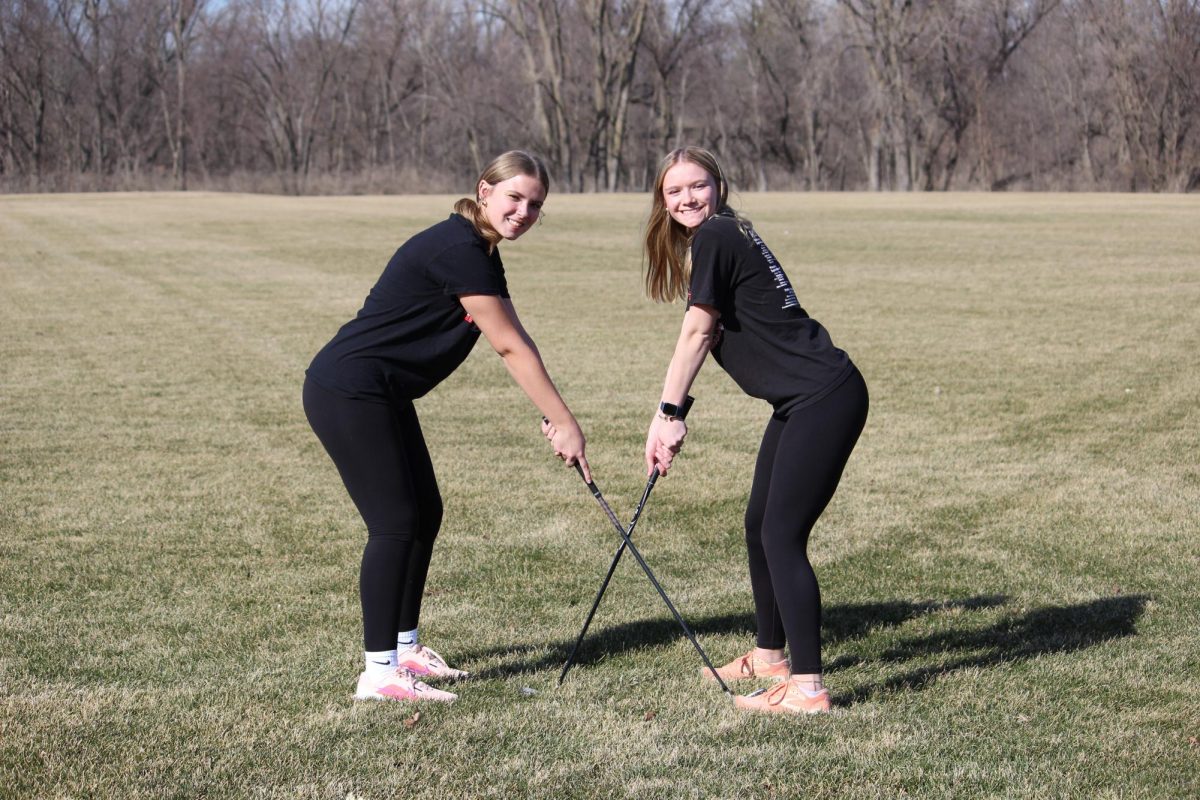 Leighton Schutz and Lola Thomas (sophomores)