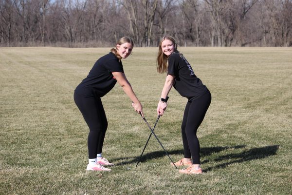 Leighton Schutz and Lola Thomas (sophomores)