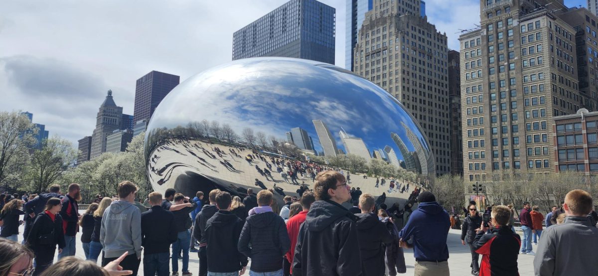 First after arriving in Chicago, the concert choir stopped by Cloud Gate in Millennium Park, commonly nicknamed "The Bean" because of its shape.
