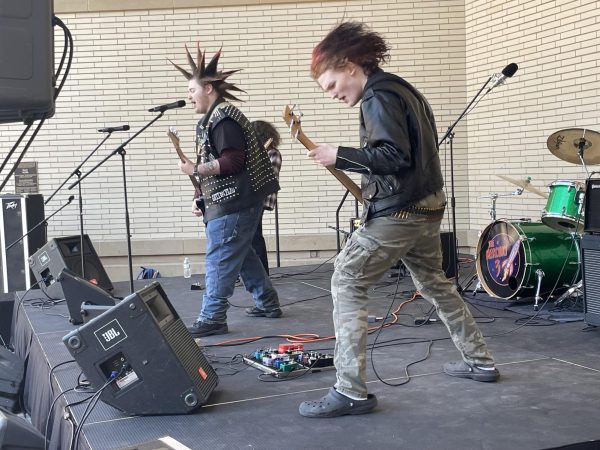 Pole performs their cover of Green Day's "American Idiot," which includes a verse written by lead singer Cashius Bagur. 